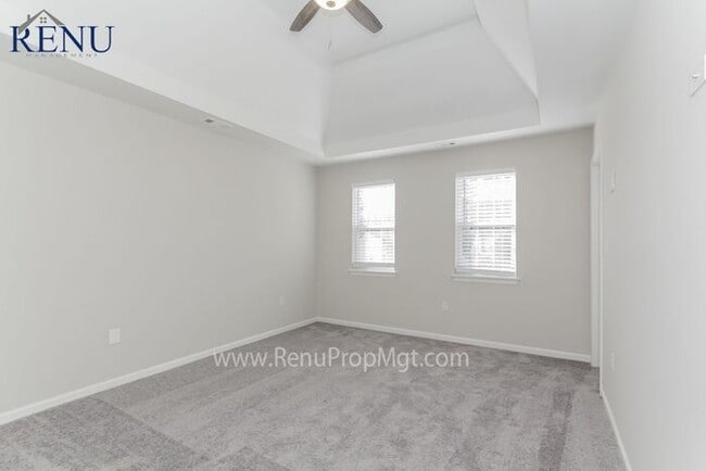 Building Photo - Available Now!! **$0 APPLICATION FEE**