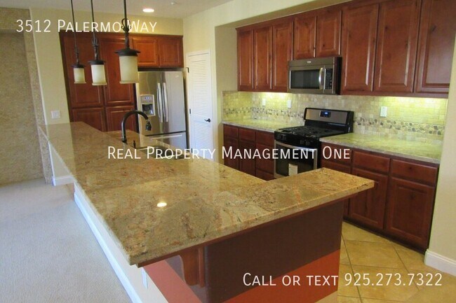 Building Photo - 3512 Palermo Way