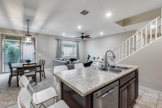 Building Photo - 6853 E Posada Cir