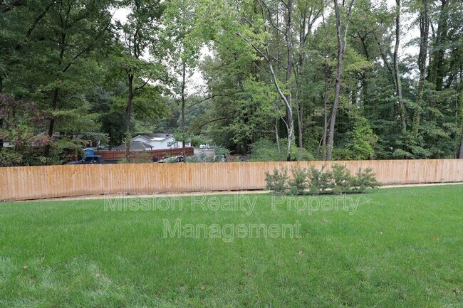 Building Photo - 1164 Canterbury Rdg Rd