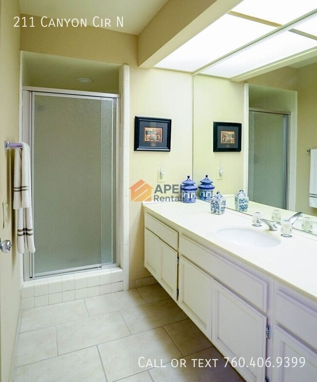 Building Photo - 211 Canyon Cir N