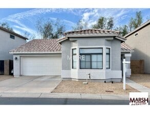 Building Photo - Beautiful 2 bedroom home with community po...