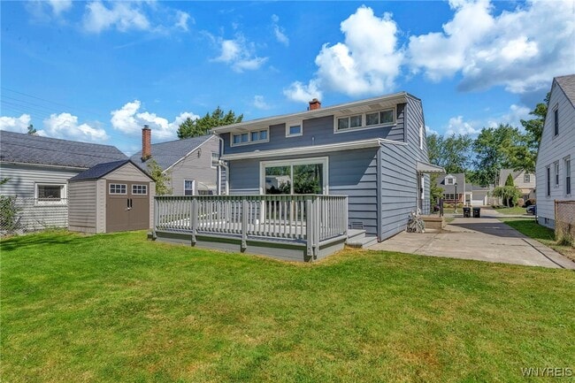 Building Photo - 206 Wrexham Ct N