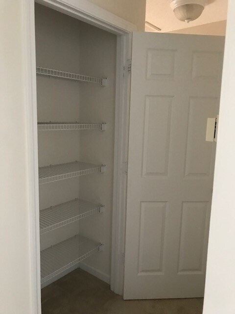 Building Photo - Spacious 3BR, 2.5BA Townhome in Chapel Hill
