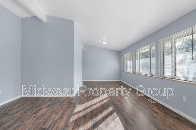 Building Photo - 1470 Whirlaway Dr