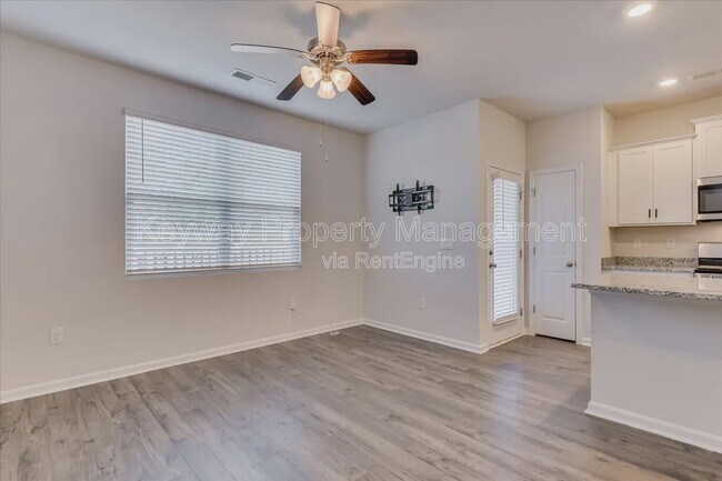 Building Photo - 930 Quaint Parish Cir