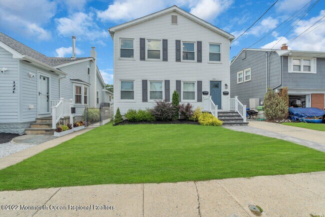 Building Photo - 1226 1/2 Briarwood Rd-