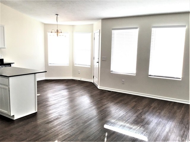 Building Photo - 7051 W Saw Timber Way