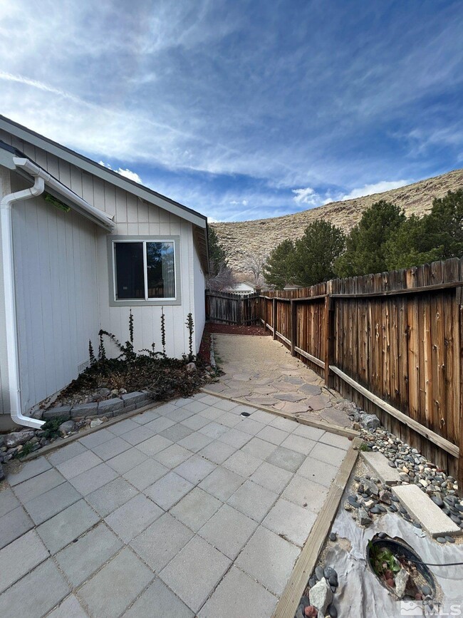 Building Photo - 4918 Bayridge Ln