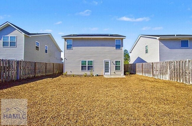 Building Photo - 121 Battalion Ln