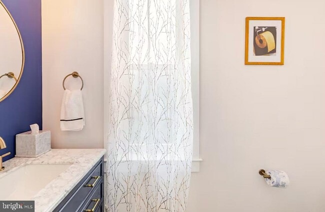 Building Photo - 1417 Montello Ave NE