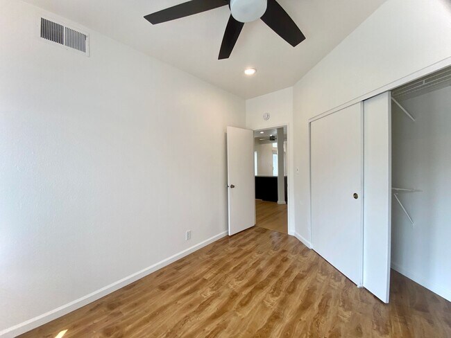 Building Photo - Modern 3BR Home in Nantucket Cove with Dual Suites & Prime Commuter Access