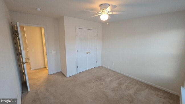 Building Photo - 7007 Courtyard Way