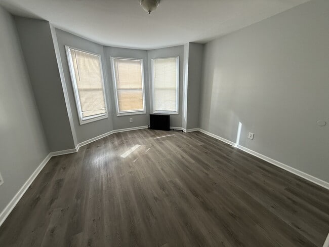 Building Photo - 1138 Princess Ave