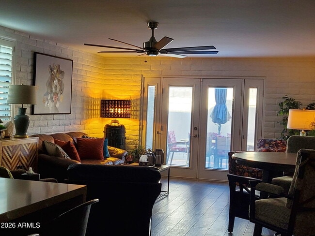 Building Photo - 3737 E Turney Ave