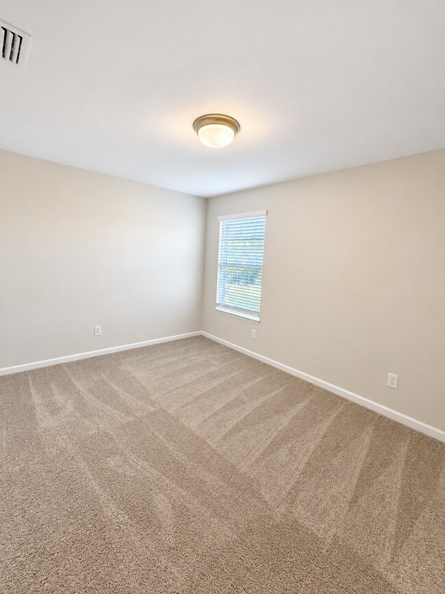 Building Photo - 276 Harris Farm Rd