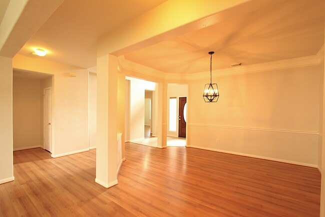 Building Photo - 4430 Waverly Canyon Ln