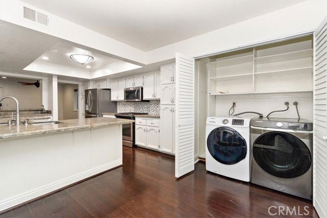 Building Photo - 1908 Speyer Ln