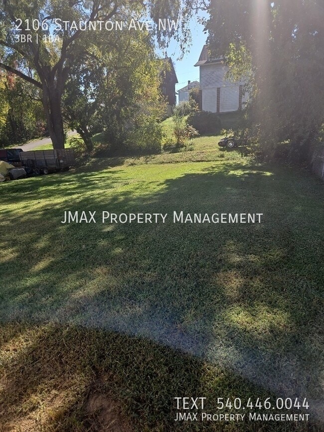 Building Photo - 2106 Staunton Ave NW