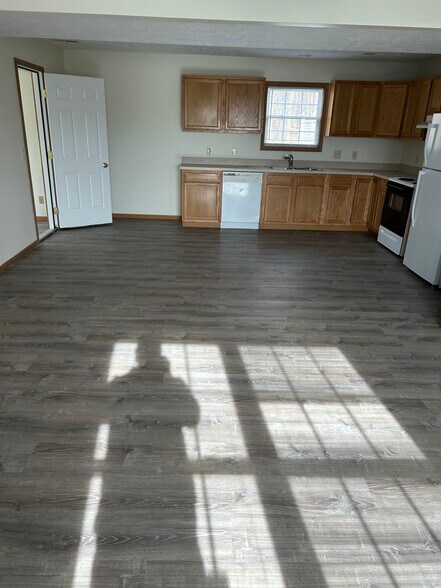 Building Photo - 1402 Benbrandon Ct