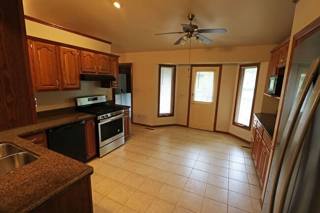 Building Photo - 3-bedroom, 2.0 bathroom unfurnished home in Stevensville