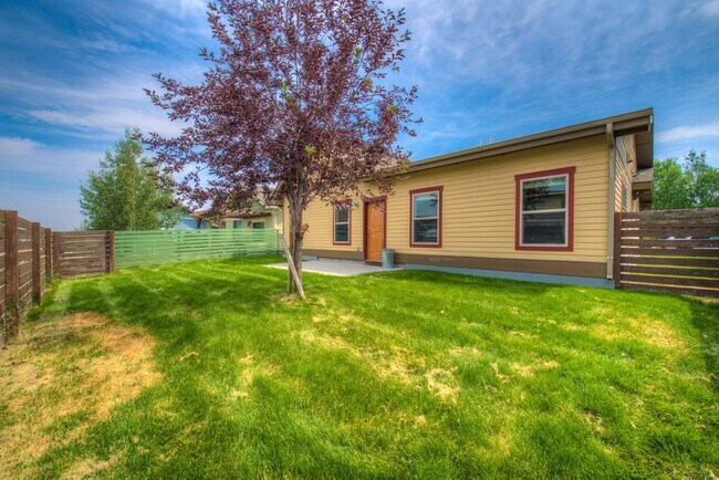 Building Photo - Very Clean Single-Family Home For Rent IN VALLEY WEST BOZEMAN