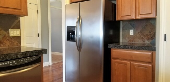 Building Photo - Camas Schools! Stunning Custom Home!  3 Be...