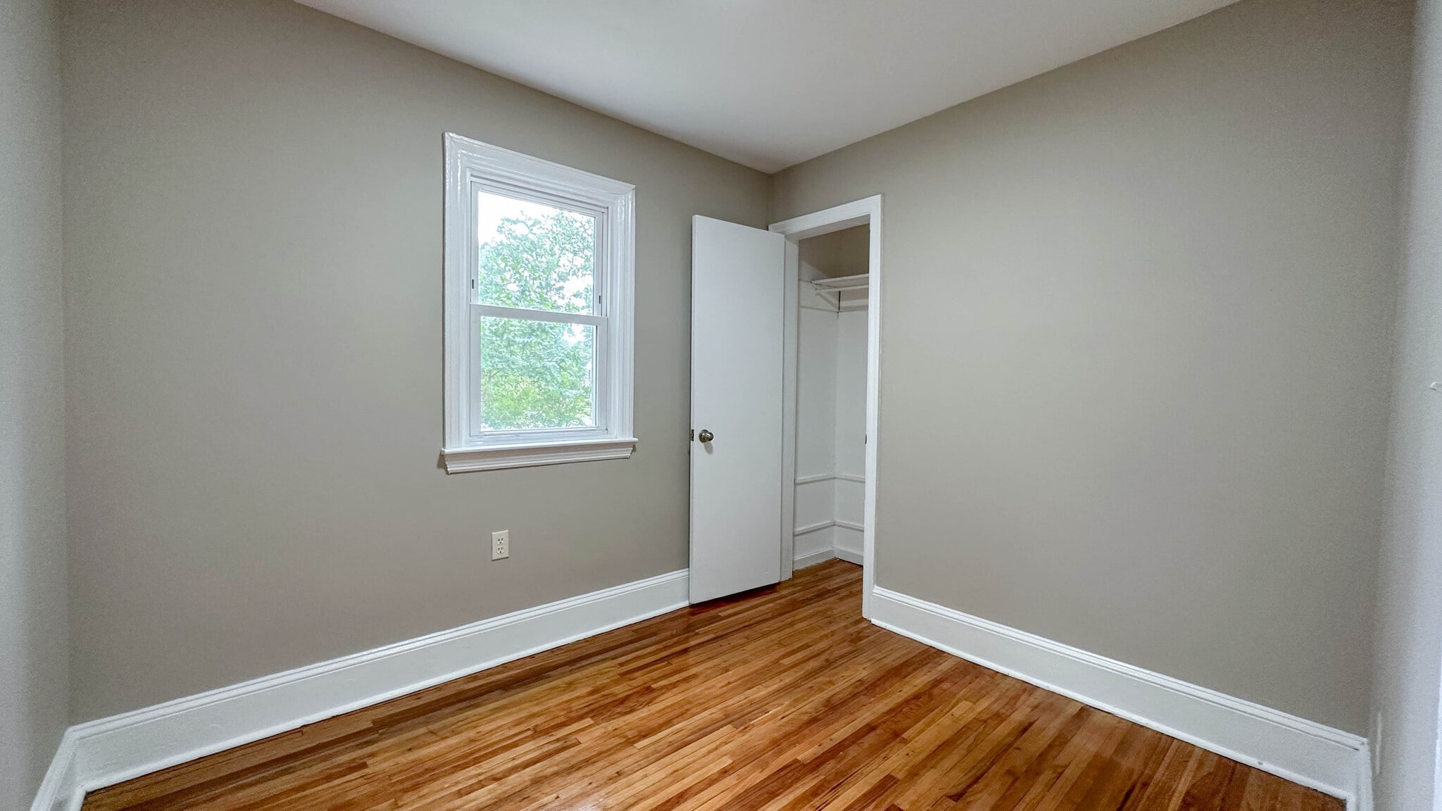 Building Photo - 134 Phillips Ave