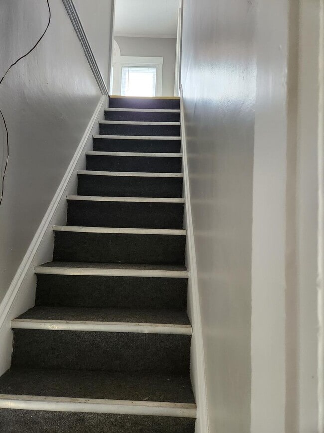 Building Photo - 99 State St