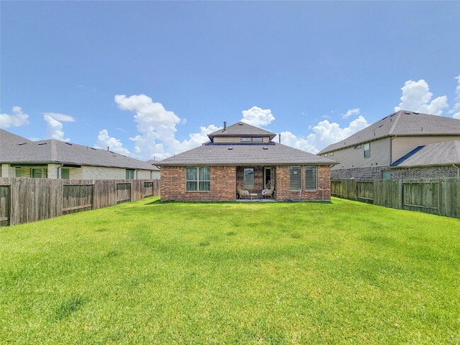 Building Photo - "Spacious 4-Bedroom Haven in Katy, TX with 3.5 Baths – Your Ideal Family Retreat Awaits!"