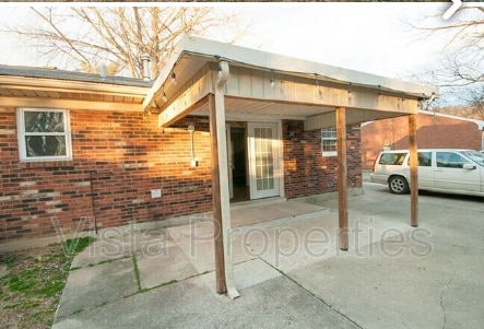 Building Photo - 5406 Chestnutwood Way