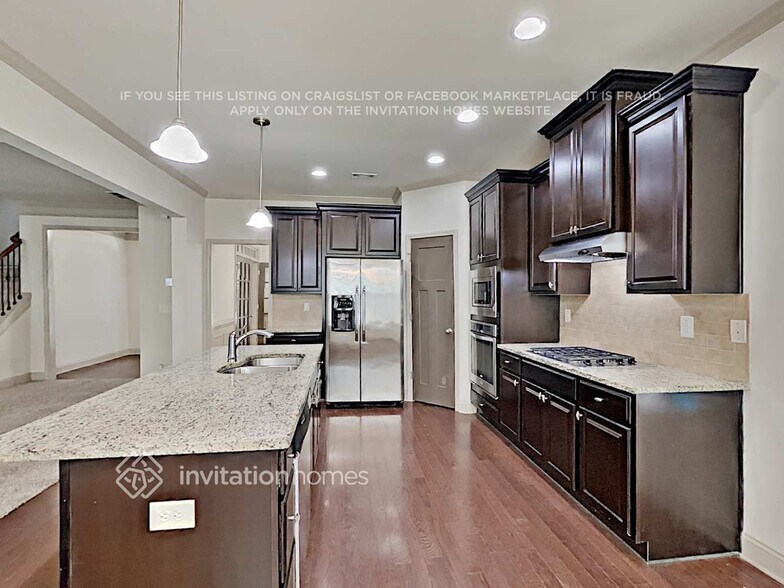 Building Photo - 2505 Well Springs Dr