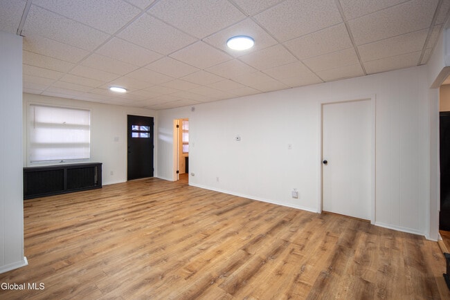 Building Photo - 364 Altamont Ave