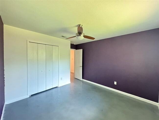 Building Photo - 5303 West Gate Blvd