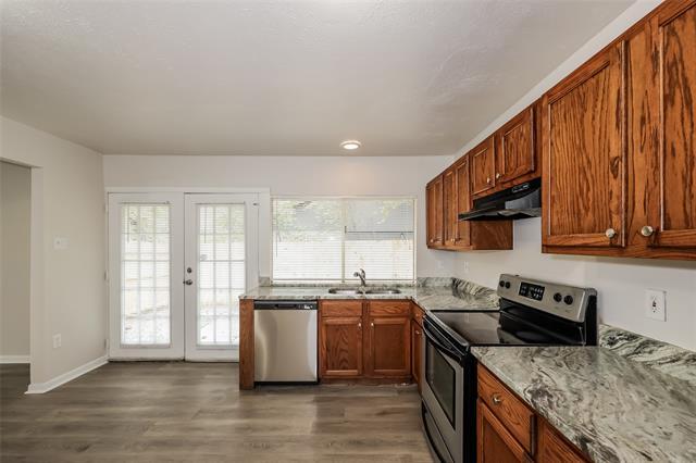 Building Photo - 2941 Rolling Hills Dr