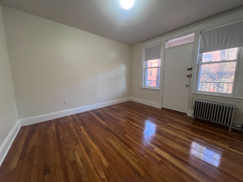 Building Photo - 1626 Commonwealth Ave