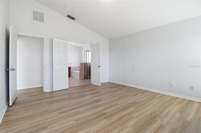 Building Photo - 2764 Rochelle Dr