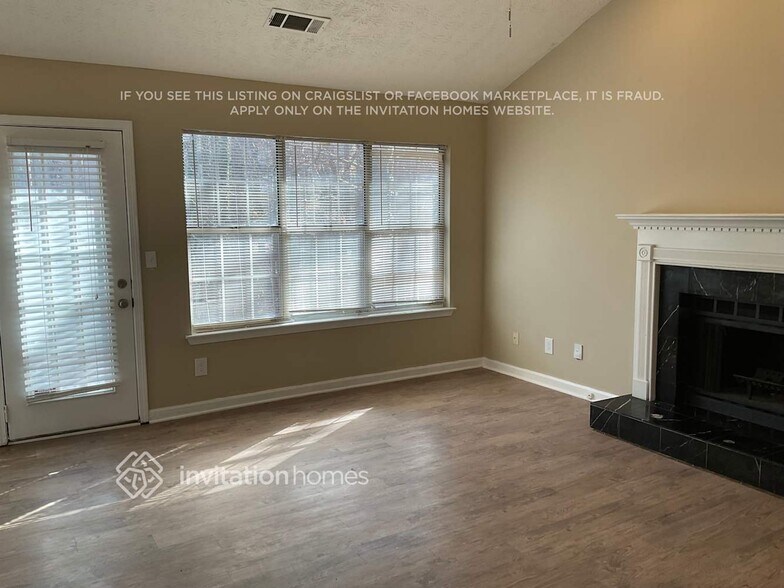 Building Photo - 2820 Sweet Oaks Ct