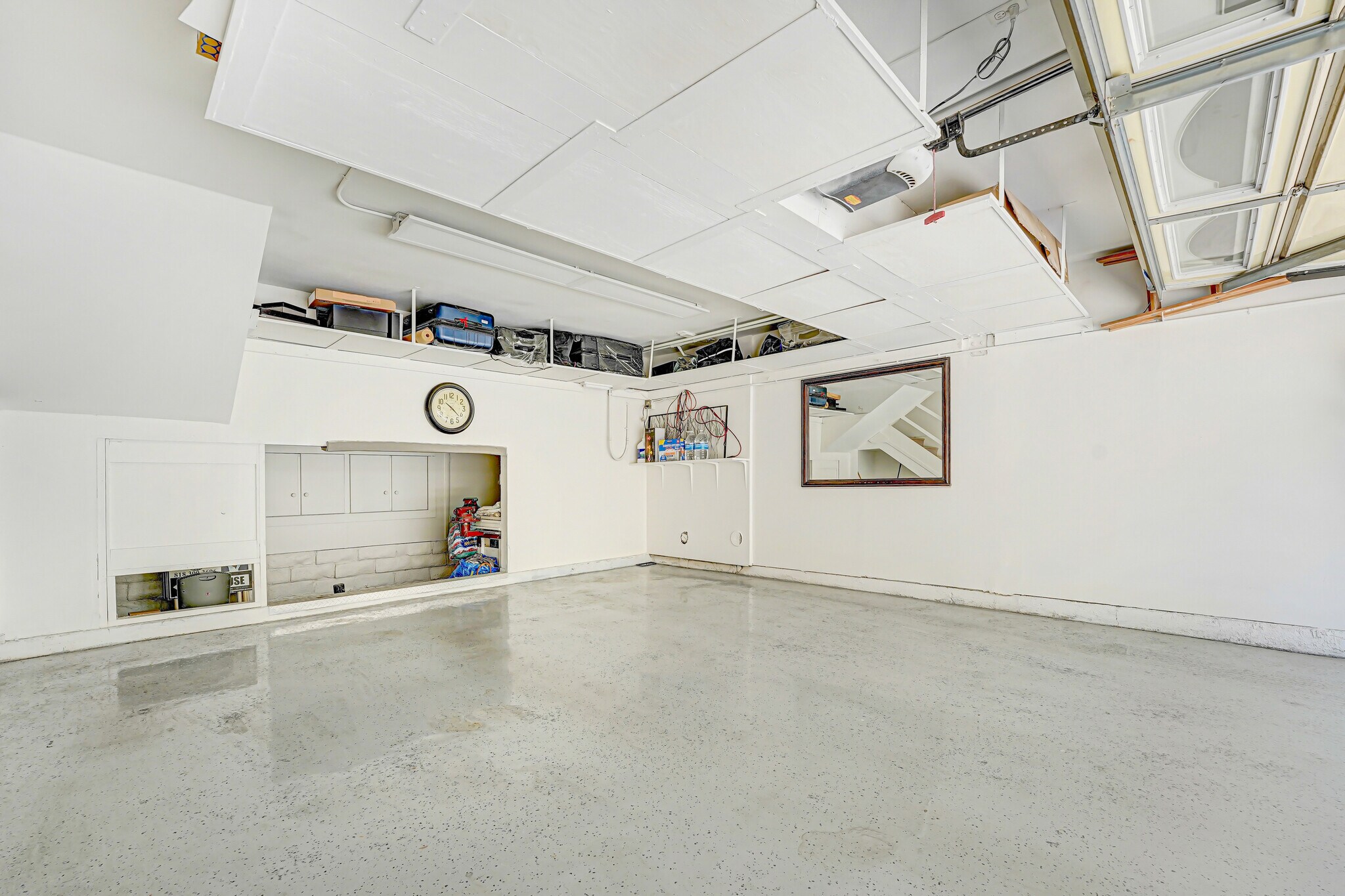 Building Photo - 6225 Nita Ave