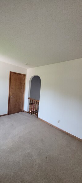 Building Photo - 10701 W 115th Ter