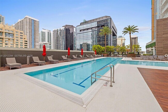 Building Photo - 1080 Brickell Ave