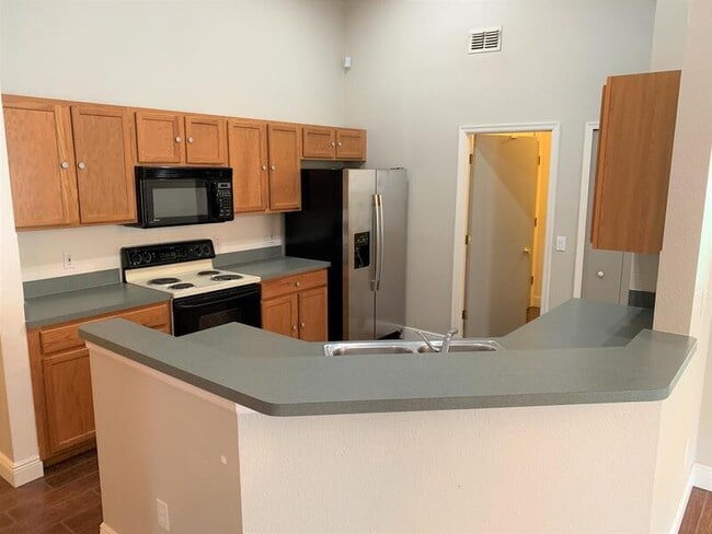 Building Photo - 2021 Palmetto Pine Ln