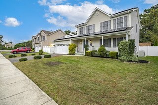 Building Photo - 4 Red Maple Ct