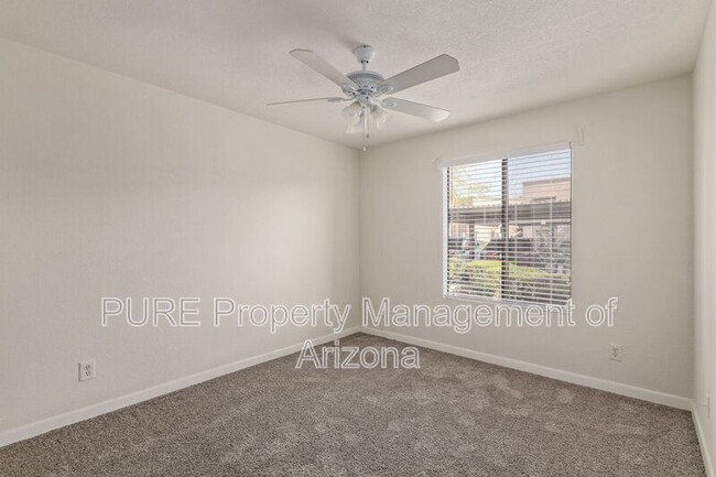 Building Photo - 5995 N 78th St