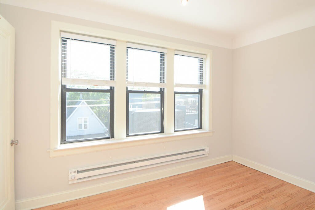 Building Photo - 2324 N Rockwell St