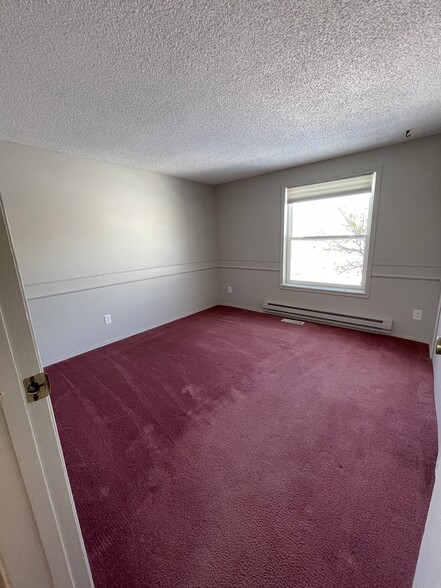 Building Photo - 1019 Darter Rd