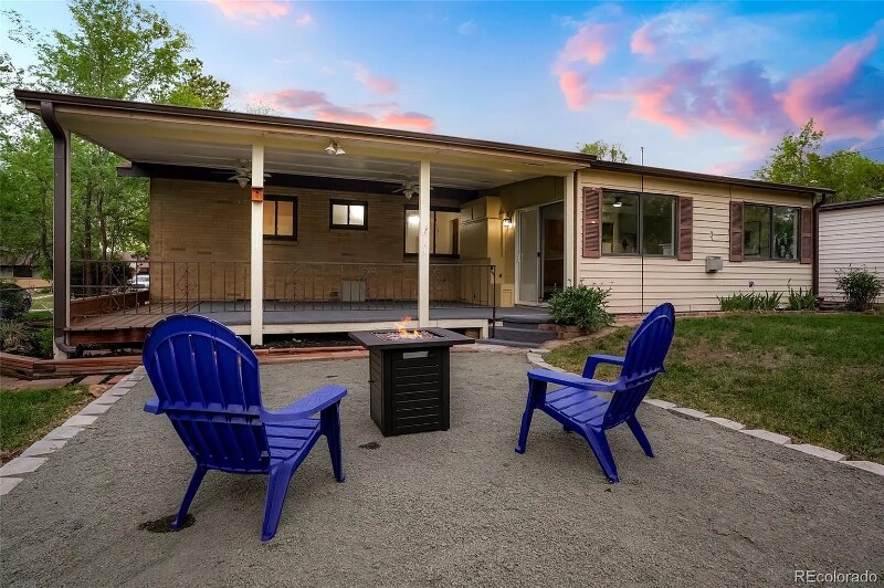 Building Photo - 2840 S Yates St