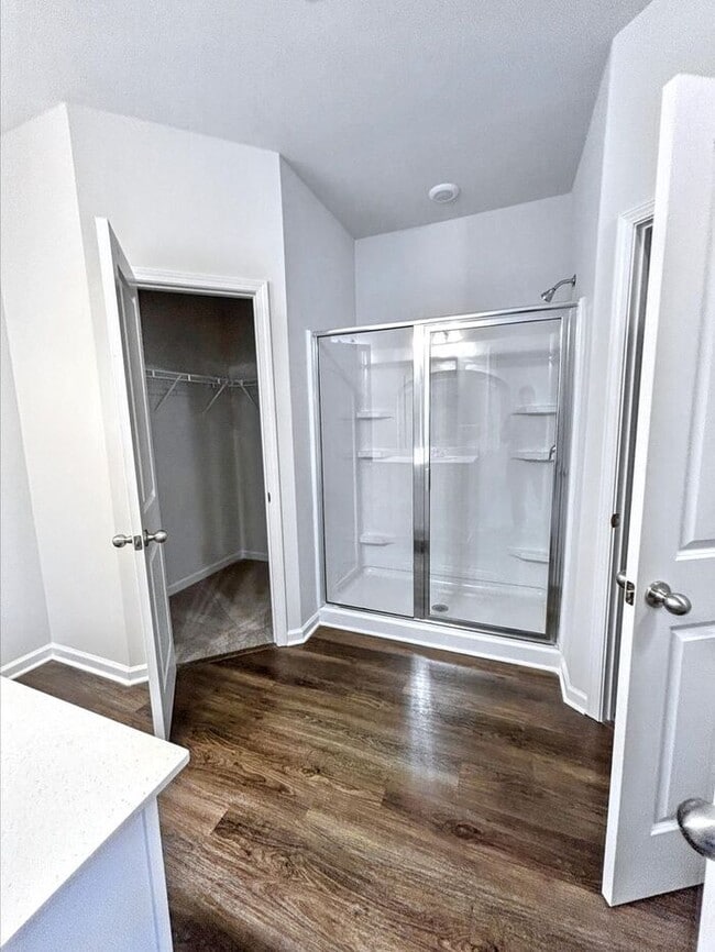 Building Photo - 1393 Karriker Ln