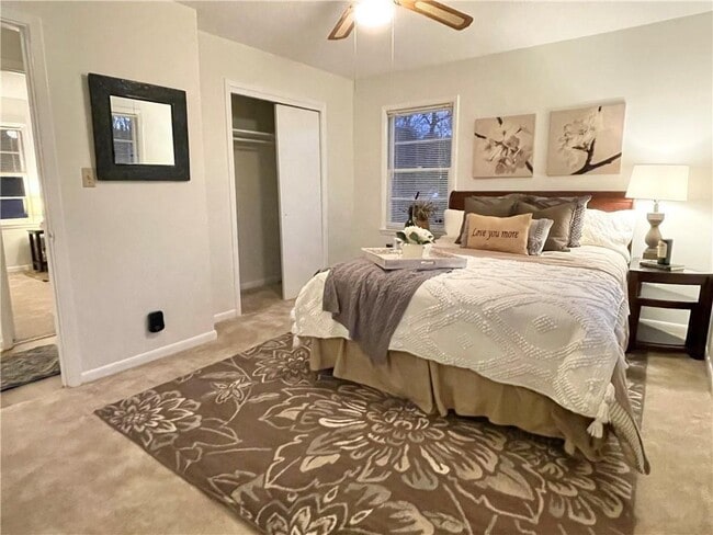 Building Photo - 4457 Frontier Way NE