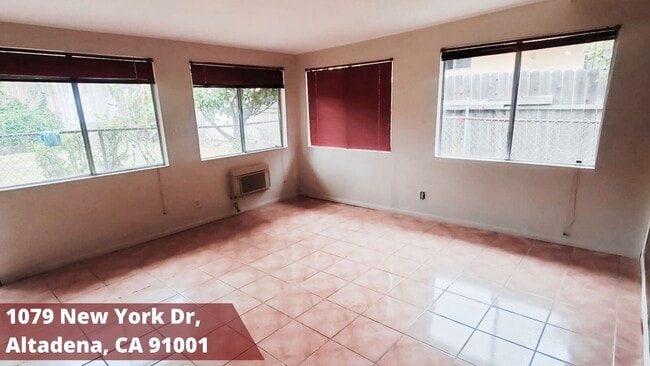 Building Photo - 1079 New York Dr